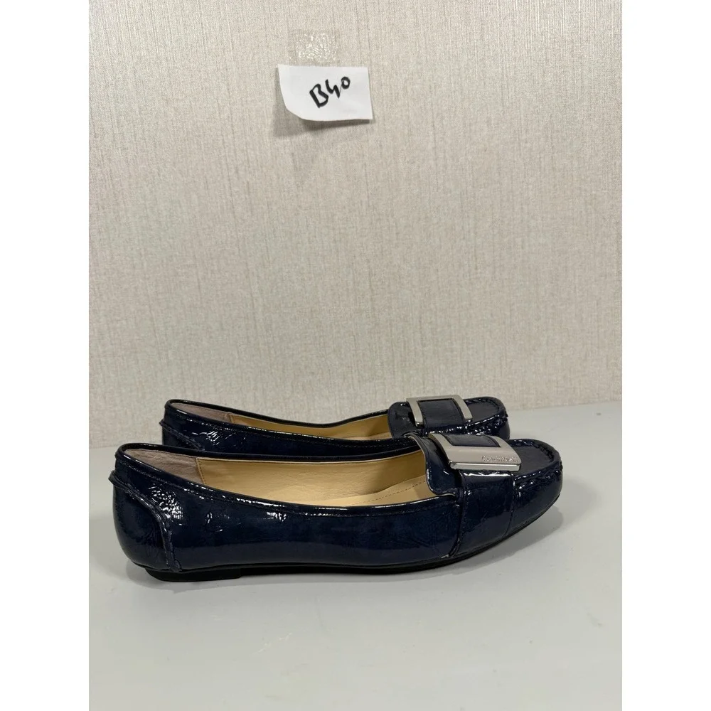 CALVIN KLEIN (MONET TUMBLED PATENT) NAVY PATENT LOAFER Size 8.5 medium